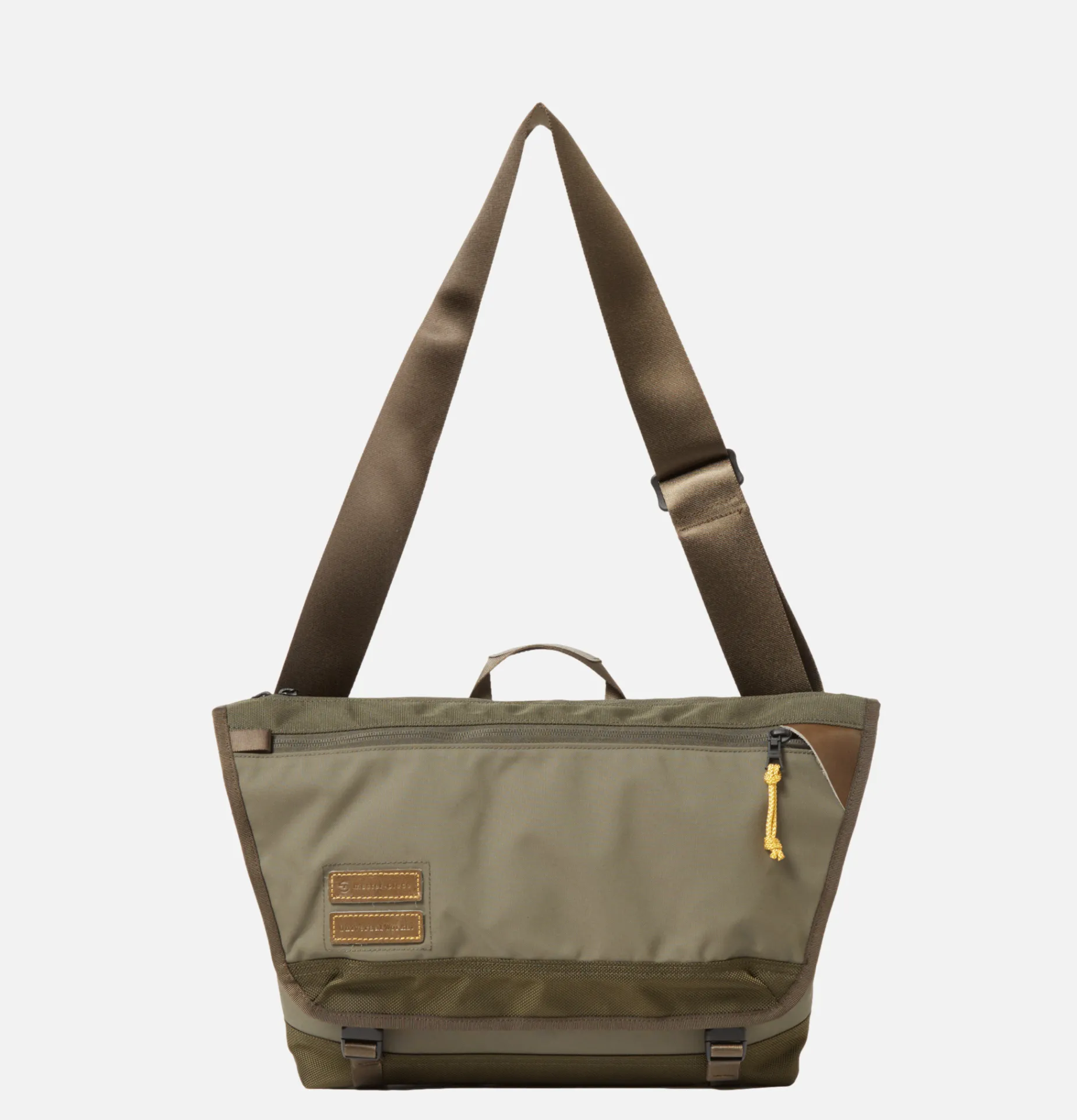 UNIVERSAL WORKS Courier Bag Master Piece Olive