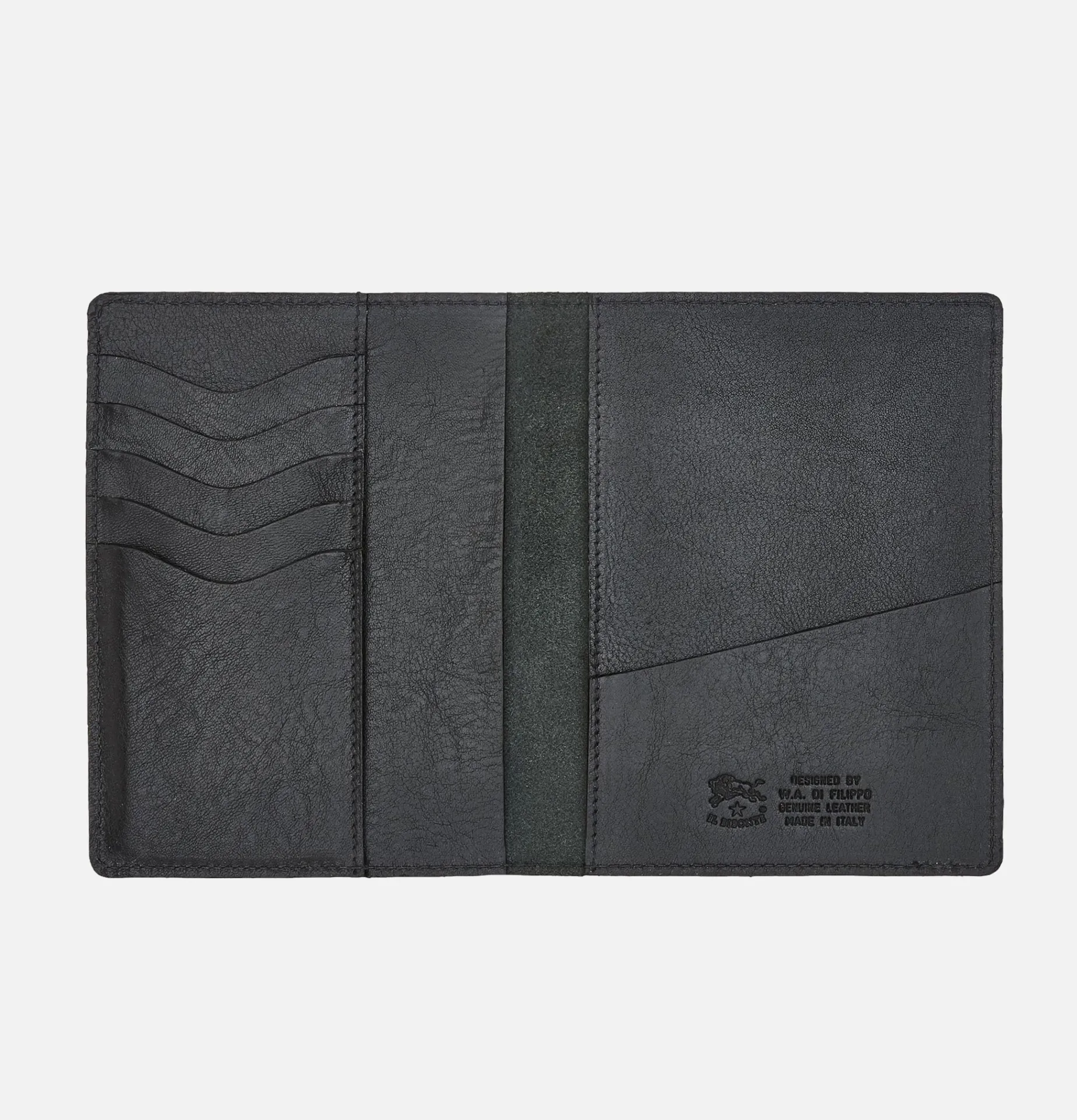 IL BISONTE Cowhide Passport Case Black