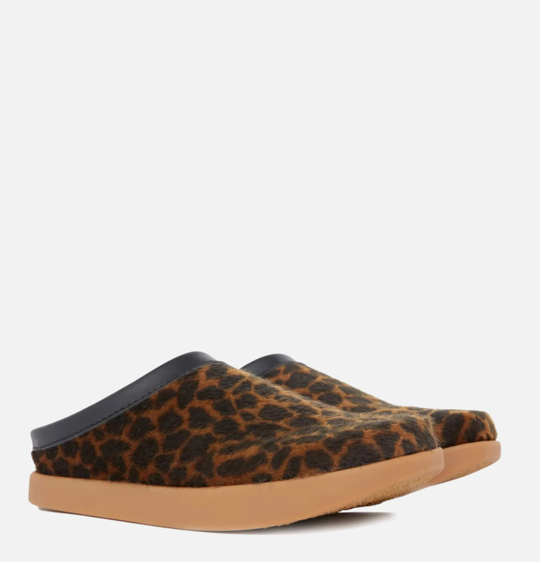 YOGI FOOTWEAR Floyd Animal Mule Leopard